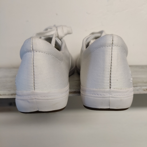 Shoes Womens 85 White Shoes Poshmark